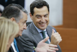 juan manuel moreno bonilla reelegido presidente de andalucia