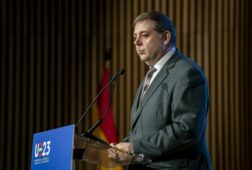 anticorrupcion solicita al juez que impute al exjefe de gabinete de sanchez en el caso leire diez