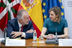 gobierno vasco ve las posiciones en transferencias muy alejadas y deja en el aire la bilateral pradales sanchez
