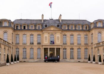 Francia: las presidenciales de 2027 serán el 18 de abril y el 2 de mayo