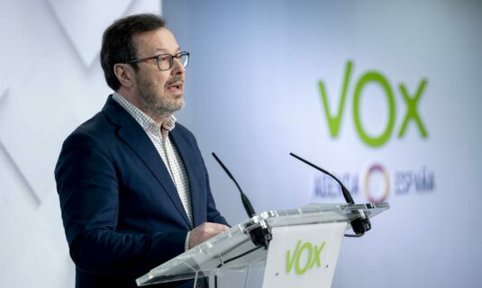vox ve que feijoo se mete en jardines como el de las bajas y le aconseja ir mas preparado si quiere copiarles