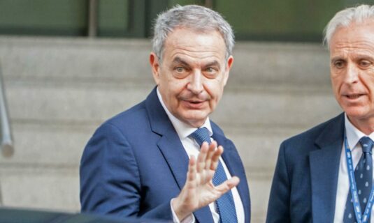 anticorrupcion recalca que aun se desconoce como zapatero consiguio sus joyas y le invita a justificar lo que estime