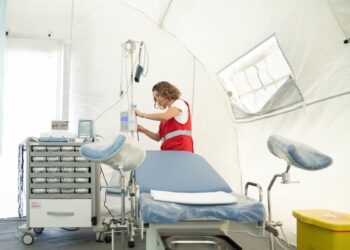 El Gobierno ofrece envío de material, financiación y un hospital de campaña de AECID a Venezuela además de la UME