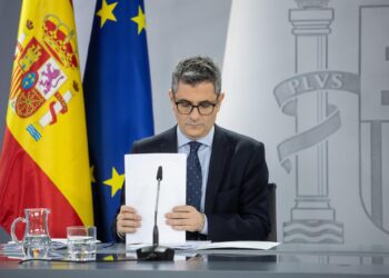 Bolaños insiste en la idea del Gobierno de agotar la Legislatura aunque no salga adelante la senda de estabilidad