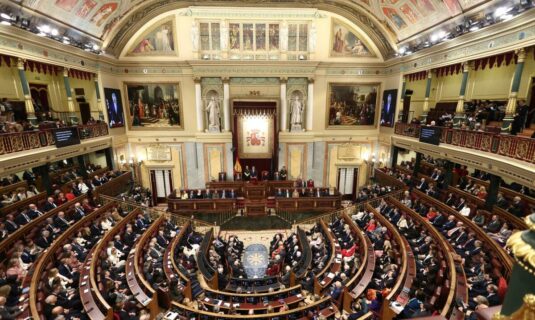 el congreso avanza en su reforma para ayudar a las minorias a tener grupo propio en la proxima legislatura