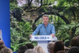 feijoo me tengo que entender con abascal porque la unica solucion que tenemos es llegar a un acuerdo con vox