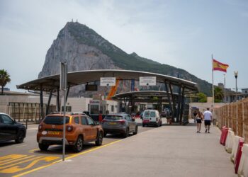 La UE y Reino Unido firman este martes el acuerdo sobre Gibraltar que derribará la Verja tras el Brexit