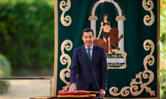 moreno promete ser fiel a la via andaluza del dialogo tras pactar con vox espero legislatura fructifera o no sera