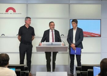Junts pide que la consellera de Territorio dimita por el socavón en Barcelona causado por las obras del metro