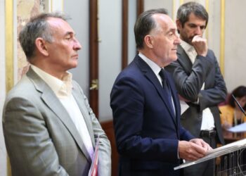 El PP y Vox tratarán mañana de que el Congreso frene la despenalización de las injurias a la Corona