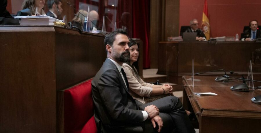 el supremo aplica la amnistia a exdirigentes del parlament que fueron acusados de desobediencia en el proces