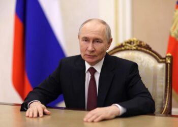 Putin reconoce falta de suministro de combustible en Rusia y anuncia medidas