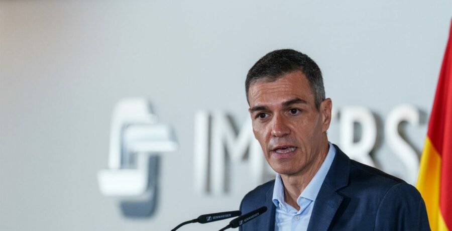 sanchez visitara el lunes la linea de la concepcion con ocasion de la supresion de la verja de gibraltar