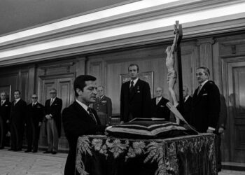 50 años de la llegada de Adolfo Suárez a la presidencia del Gobierno: una historia de “sorpresas” y “ambición”