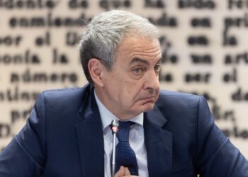 Hacienda se persona contra Zapatero por las joyas encontradas en su despacho