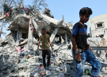 Al menos tres palestinos muertos, entre ellos dos niños, en nuevos ataques de Israel contra Gaza