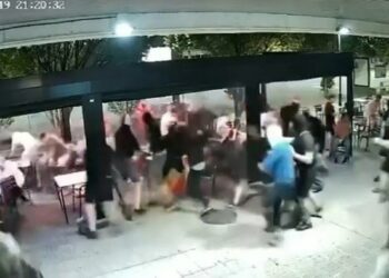 El alcalde de Bildu en Berriozar (Navarra) lamenta los incidentes donde fueron agredidos aficionados de la selección