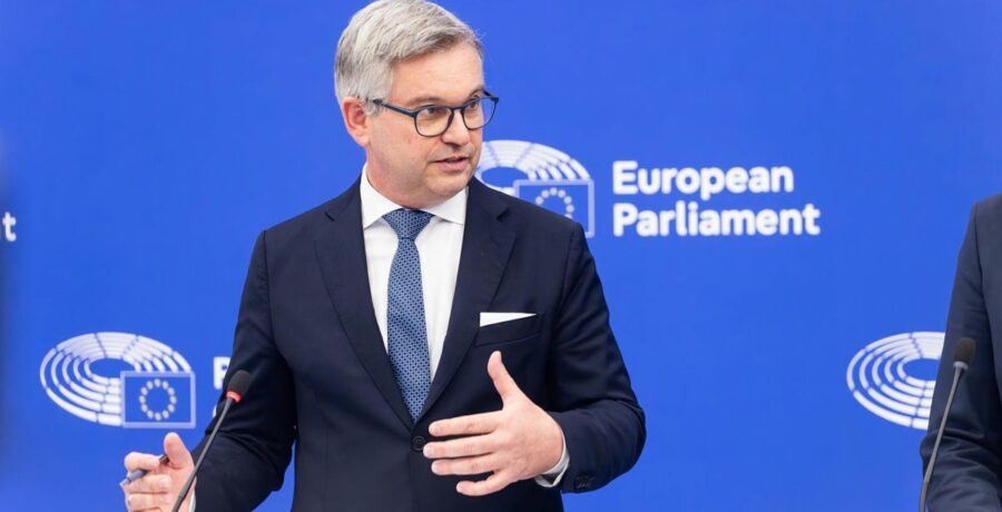 europa concluye que la union sera vulnerable mientras dependa de paises vecinos para proteger sus fronteras