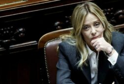 italia rechaza el ultimatum de espana y no reevaluara la suspension de schengen hasta el 15 de agosto