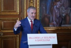 el ayuntamiento de barcelona llevara a fiscalia los mensajes racistas de save europe act