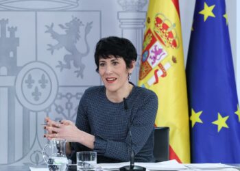 El Gobierno tacha de “ilegalidad manifiesta” las deportaciones masivas de menores planteadas por Feijóo y Vivas