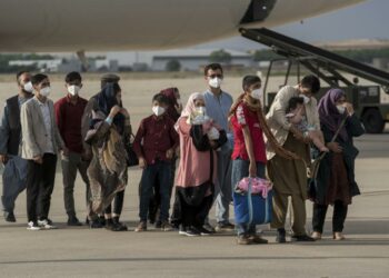Cinco años después, los afganos llegados a España tras el retorno de los talibán rehacen su vida pero no olvidan su país