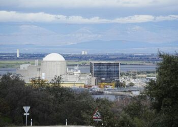 El Gobierno renueva la autorización para la central de Almaraz hasta junio de 2030
