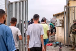 el gobierno informa de que 70 000 migrantes han salido ya de ceuta