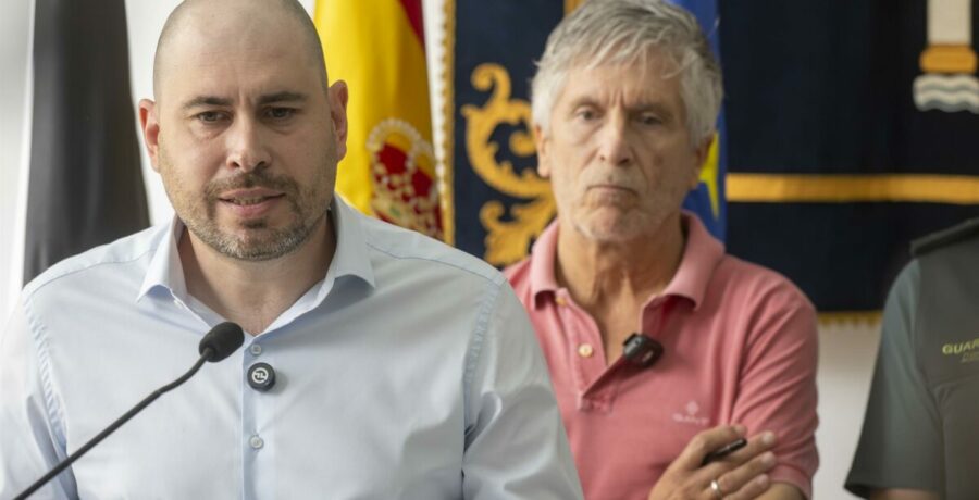 el gobierno cifra en unas 2 500 los irregulares que continuan en ceuta cuatro dias despues de las entradas masivas