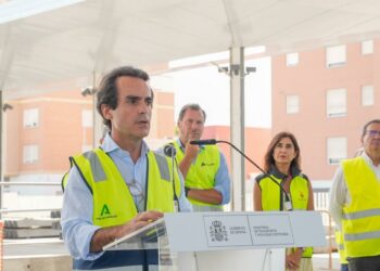 Andalucía pide “celeridad” al Gobierno para cumplir los plazos del Corredor Mediterráneo y conectar Almería