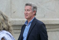 feijoo acusa a sanchez de urdir un programa destituyente contra la nacion el rey y las instituciones del estado