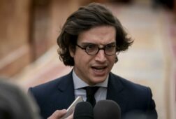 nueva denuncia contra figaredo por llamar a cazar a los migrantes que entraron ilegalmente en ceuta