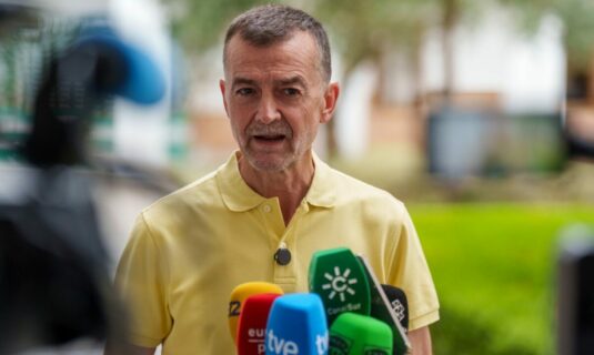 izquierda unida pide al gobierno que llame a consultas al embajador de marruecos tras el ataque hibrido