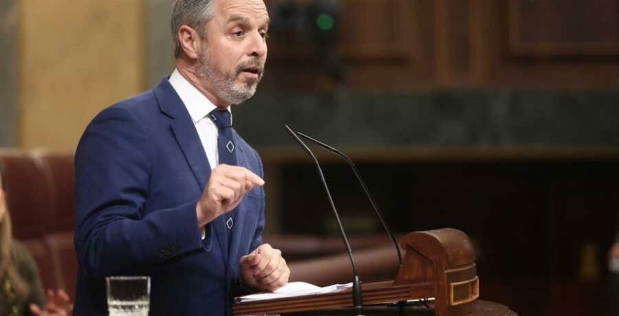 el pp lamenta que el gobierno no les haya llamado por ceuta y dejen a vivas solo gestionando la crisis