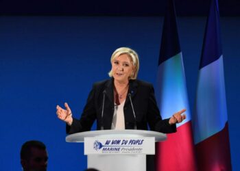 Le Pen acusa a España de “alentar la entrada masiva de migrantes” y pide reforzar controles en Francia