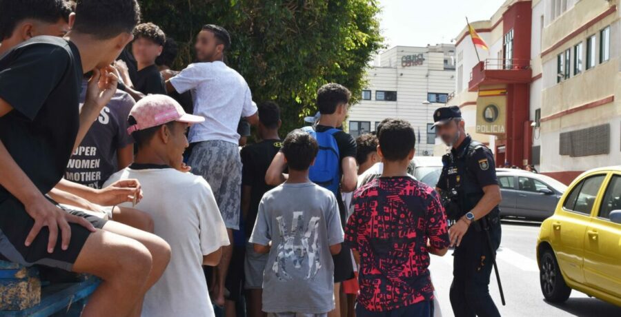 bruselas avala el retorno a marruecos de los menores migrantes no acompanados que permanezcan en ceuta