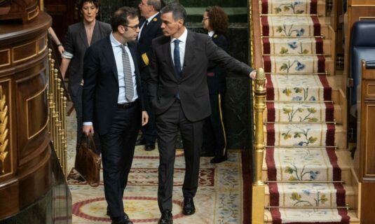espana pide a la ue una discusion sobre el impuesto al beneficio de petroleras por la guerra de iran