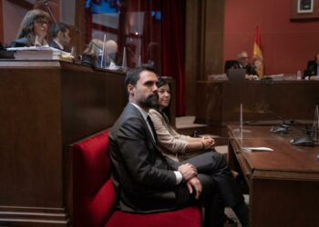 El Supremo aplica la amnistía a exdirigentes del Parlament que fueron acusados de desobediencia en el ‘procés’