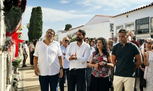 el psoe recuerda a las victimas de la matanza de badajoz de agosto de 1936 recordar es hacer justicia