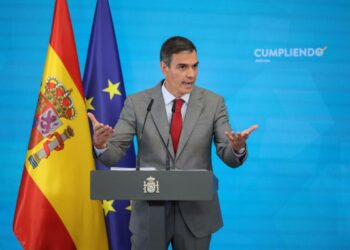 Sánchez reitera su respaldo a Zapatero y muestra “absoluta tranquilidad” con el rescate de Plus Ultra