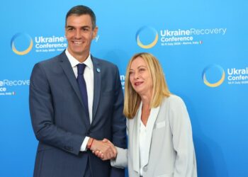 El Gobierno restablece los controles fronterizos a los viajeros procedentes de Italia