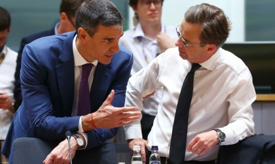 el gobierno sueco cree que regularizaciones como la espanola pueden llevar a una crisis migratoria similar a la de 2015