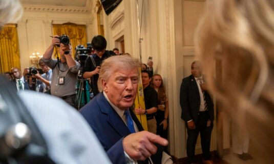 trump pide a sus senadores que espabilen en las proximas legislativas o sera el ultimo presidente republicano