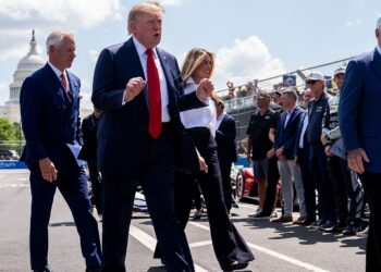 Trump anuncia que destinará el petróleo venezolano a rellenar la reserva estratégica de EEUU