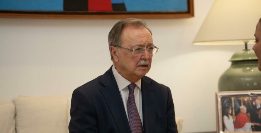 vivas reclama un plan estatal para recuperar la normalidad de ceuta y pide un mando unico del gobierno