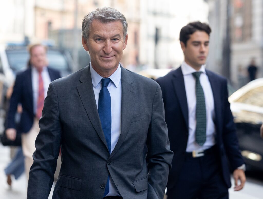 El presidente del PP, Alberto Núñez Feijóo, durante un desayuno informativo de Fórum Europa, en el Four Seasons Hotel Ma