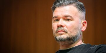 Archivo - El portavoz de ERC en el Congreso de los Diputados, Gabriel Rufián