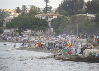 Asentamiento de migrantes en la playa El Trampolín, a 14 de septiembre de 2026, en Ceuta (España).