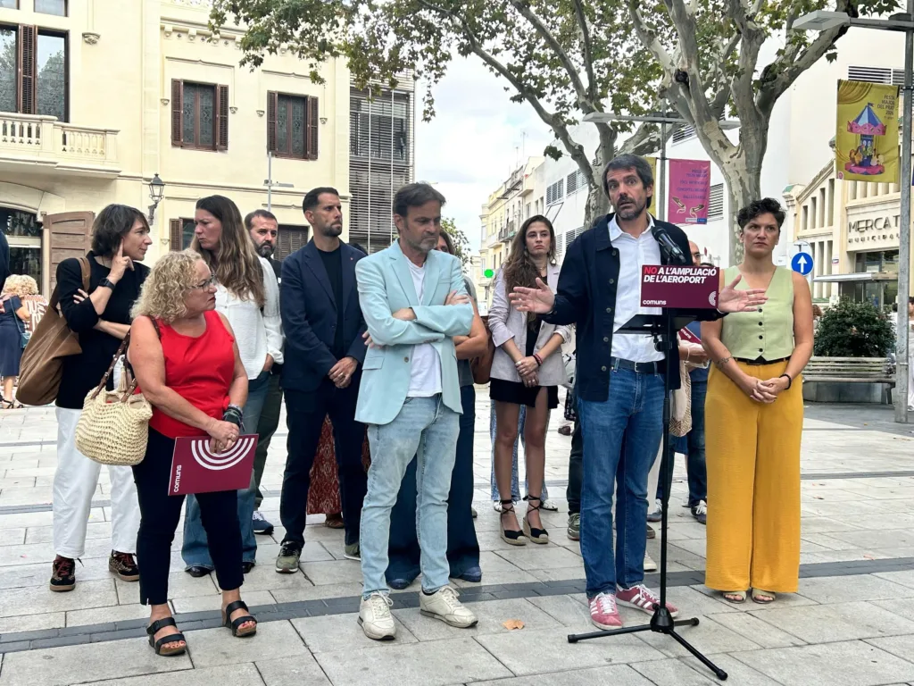 El ministro de Cultura y portavoz de los Comuns, Ernest Urtasun, en declaraciones a periodistas