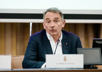 Archivo - El diputado de Sumar Enrique Santiago.